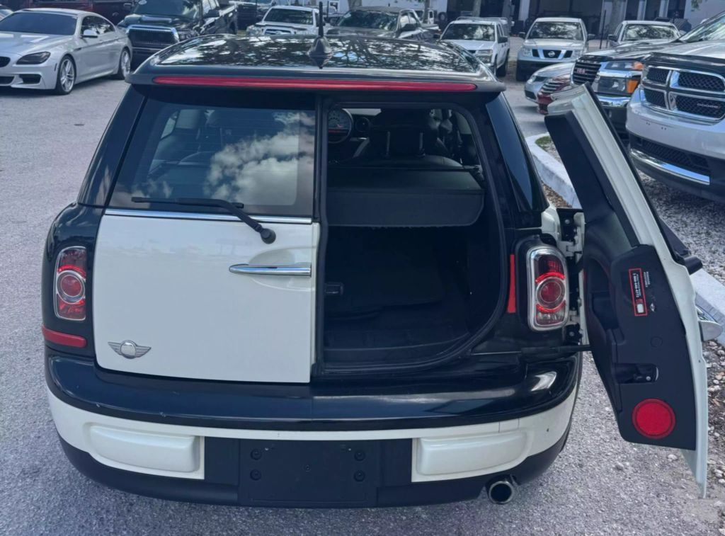 2011 MINI CLUBMAN HATCHBACK 4-CYL, 1.6 LITER COOPER HATCHBACK 3D