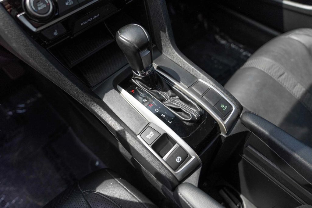 2021 HONDA CIVIC SEDAN 4-CYL, TURBO, 1.5 LITER EX-L SEDAN 4D