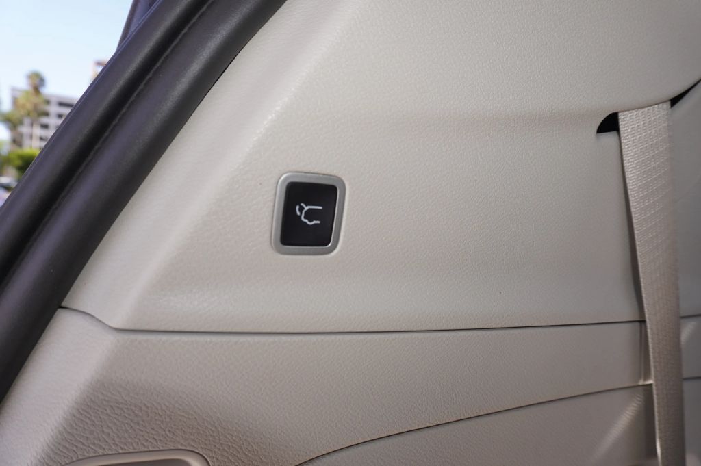 2023 CHRYSLER PACIFICA VAN V6, 3.6 LITER TOURING L VAN 4D