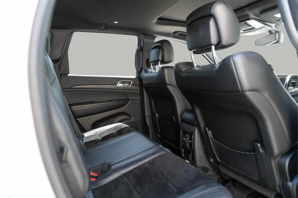 2018 JEEP GRAND CHEROKEE SUV V6, VVT, 3.6 LITER ALTITUDE SPORT UTILITY 4D