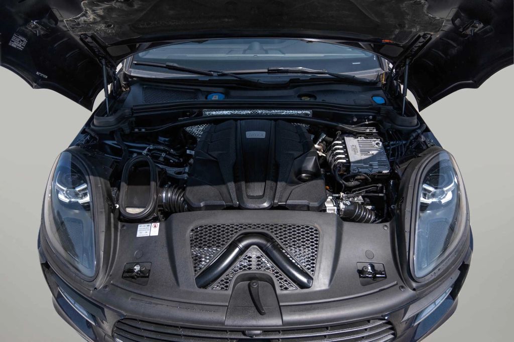 2021 PORSCHE MACAN SUV V6, TURBO, 3.0 LITER S SPORT UTILITY 4D