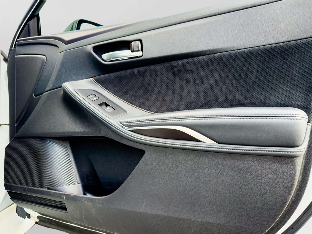 2019 TOYOTA AVALON SEDAN V6, 3.5 LITER XSE SEDAN 4D