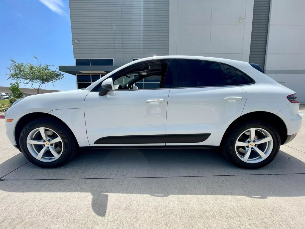 2017 Porsche Macan - Image 4 2017 Porsche Macan - Image 4