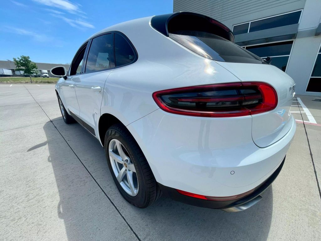 2017 Porsche Macan - Image 5 2017 Porsche Macan - Image 5