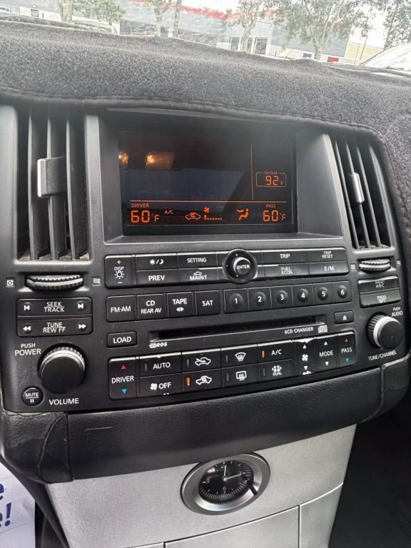 2004 INFINITI FX SUV V6, 3.5 LITER FX35 SPORT UTILITY 4D