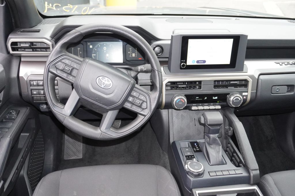 2024 TOYOTA TACOMA DOUBLE CAB PICKUP 4-CYL, I-FORCE, TURBO, 2.4 LITER SR5 PICKUP 4D 5 FT