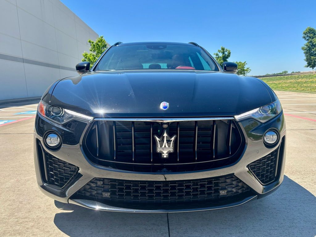 2019 Maserati Levante - Image 3 2019 Maserati Levante - Image 3