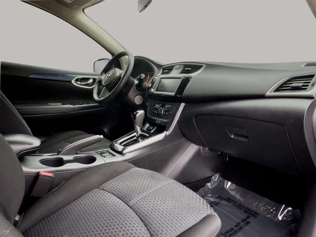 2019 NISSAN SENTRA SEDAN 4-CYL, 1.8 LITER SR SEDAN 4D