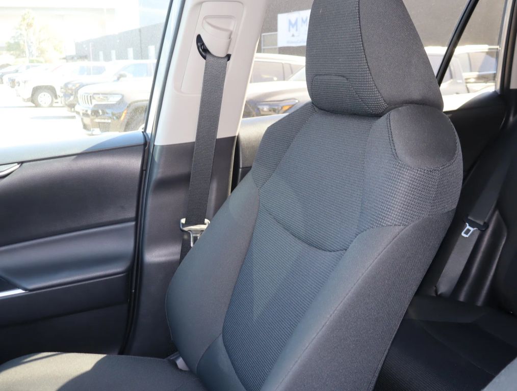 2024 TOYOTA RAV4 SUV 4-CYL, DYNAMIC-FORCE, 2.5 LITER LE SPORT UTILITY 4D