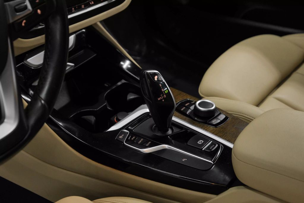 2019 BMW X3 SUV 4-CYL, TURBO, 2.0 LITER SDRIVE30I SPORT UTILITY 4D