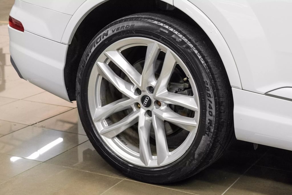 2017 AUDI Q7 SUV V6, SPRCHRGD, 3.0L 3.0T PRESTIGE SPORT UTILITY 4D