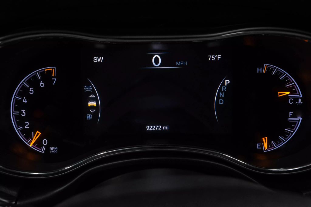 2021 JEEP GRAND CHEROKEE SUV V6, VVT, 3.6 LITER LAREDO X SPORT UTILITY 4D