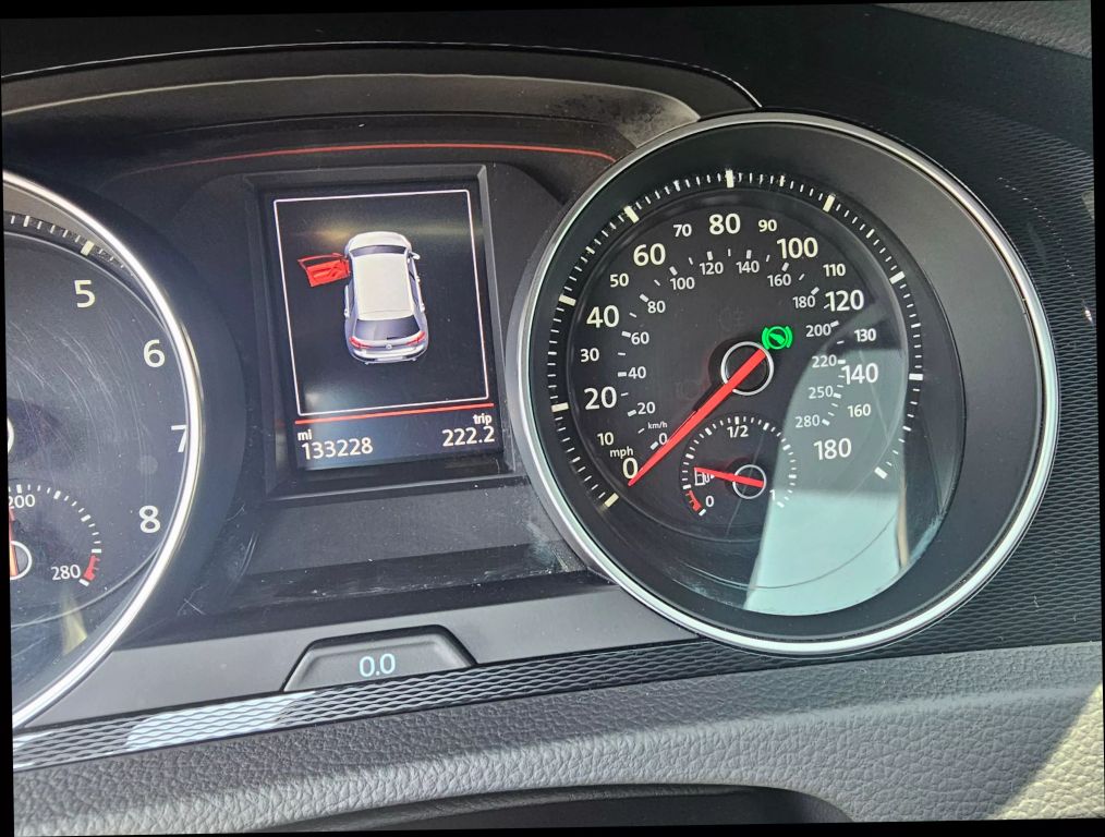 2017 Volkswagen Golf Gti - Image 14 2017 Volkswagen Golf Gti - Image 14