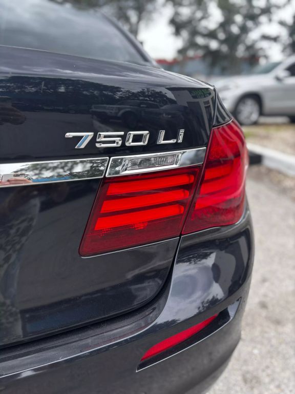 2013 BMW 7 SERIES SEDAN V8, TWIN TURBO, 4.4 LITER 750LI SEDAN 4D