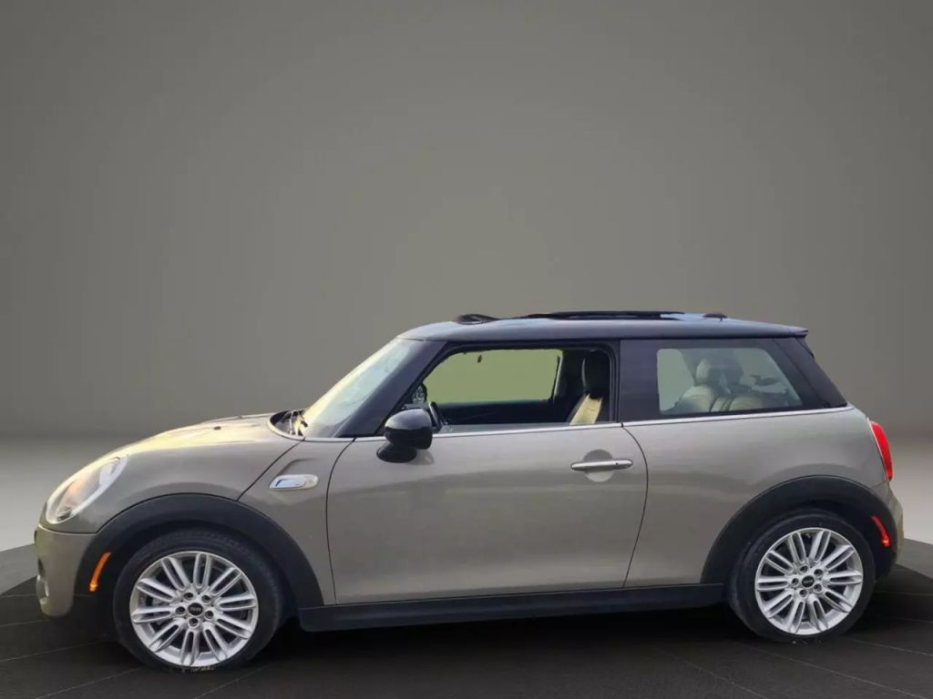 2019 Mini Hardtop 2 Door - Image 4 2019 Mini Hardtop 2 Door - Image 4