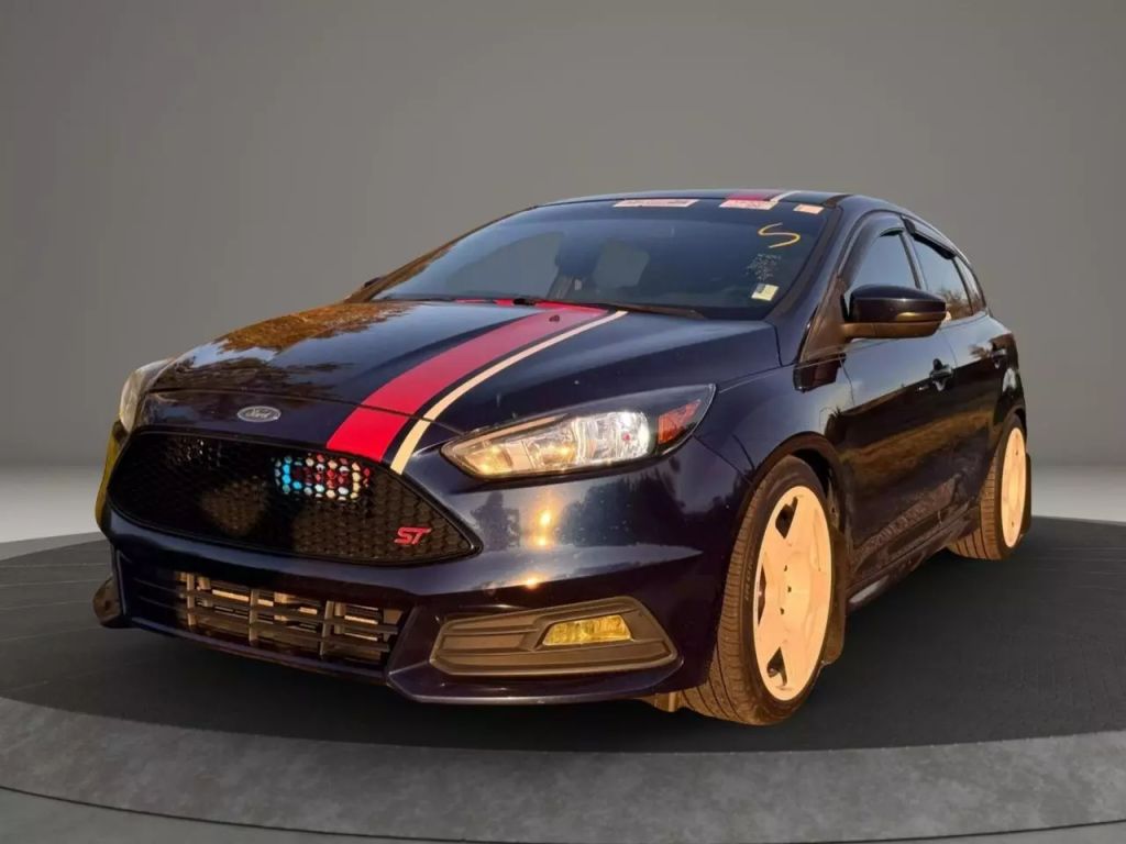 2017 Ford Focus - Image 1 2017 Ford Focus - Image 1