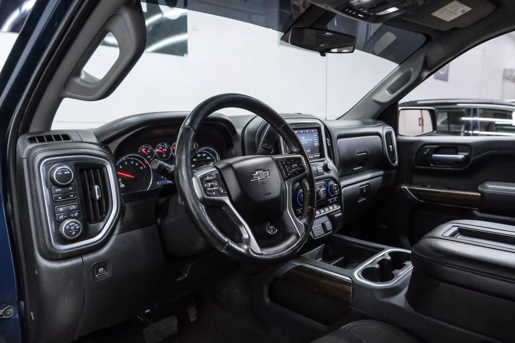 2021 CHEVROLET SILVERADO 1500 CREW CAB PICKUP 6-CYL, TURBO DIESEL, 3.0 LITER RST PICKUP 4D 5 3/4 FT