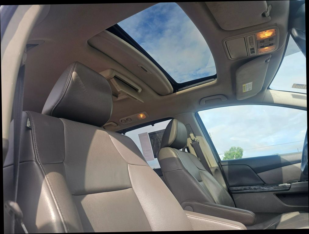 2015 Honda Odyssey - Image 18 2015 Honda Odyssey - Image 18