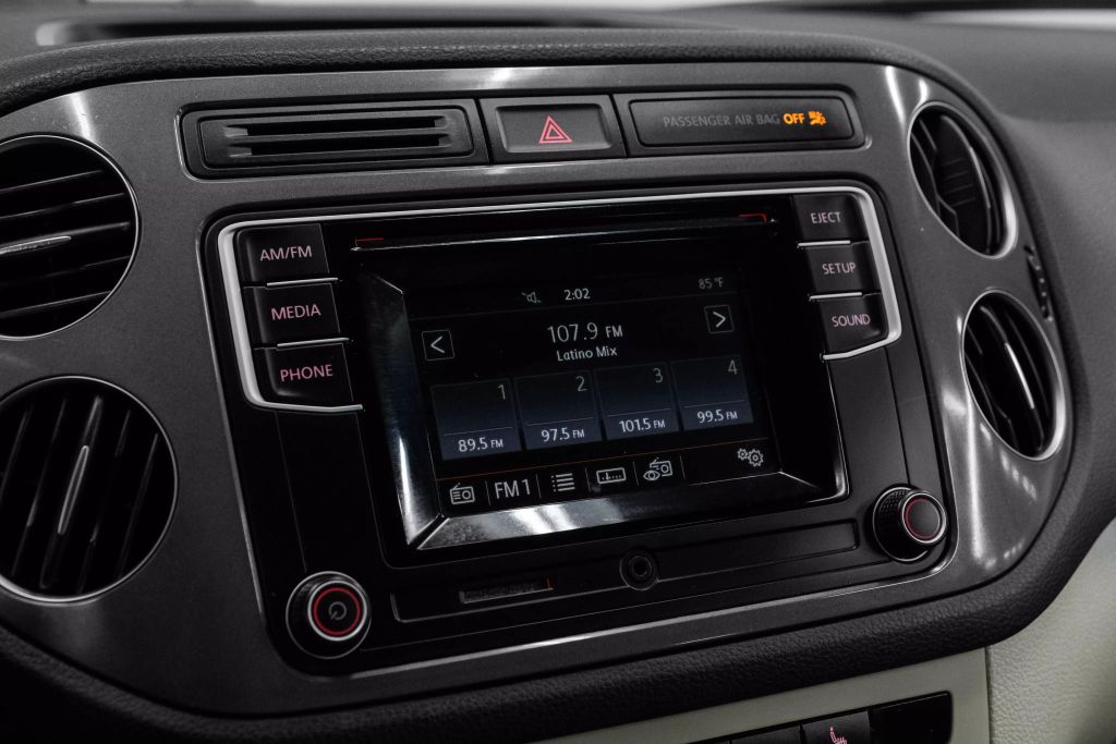 2016 VOLKSWAGEN TIGUAN SUV 4-CYL, TURBO, 2.0 LITER 2.0T S SPORT UTILITY 4D