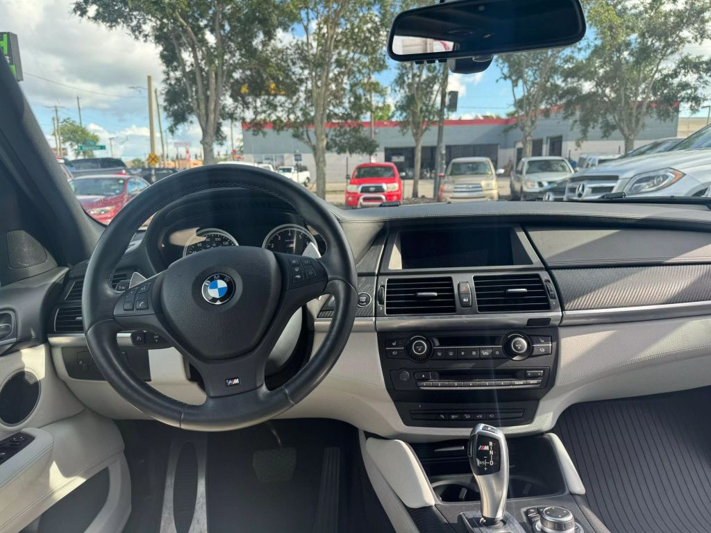 2012 BMW X5 M SUV V8, TWIN TURBO, 4.4 LITER SPORT UTILITY 4D