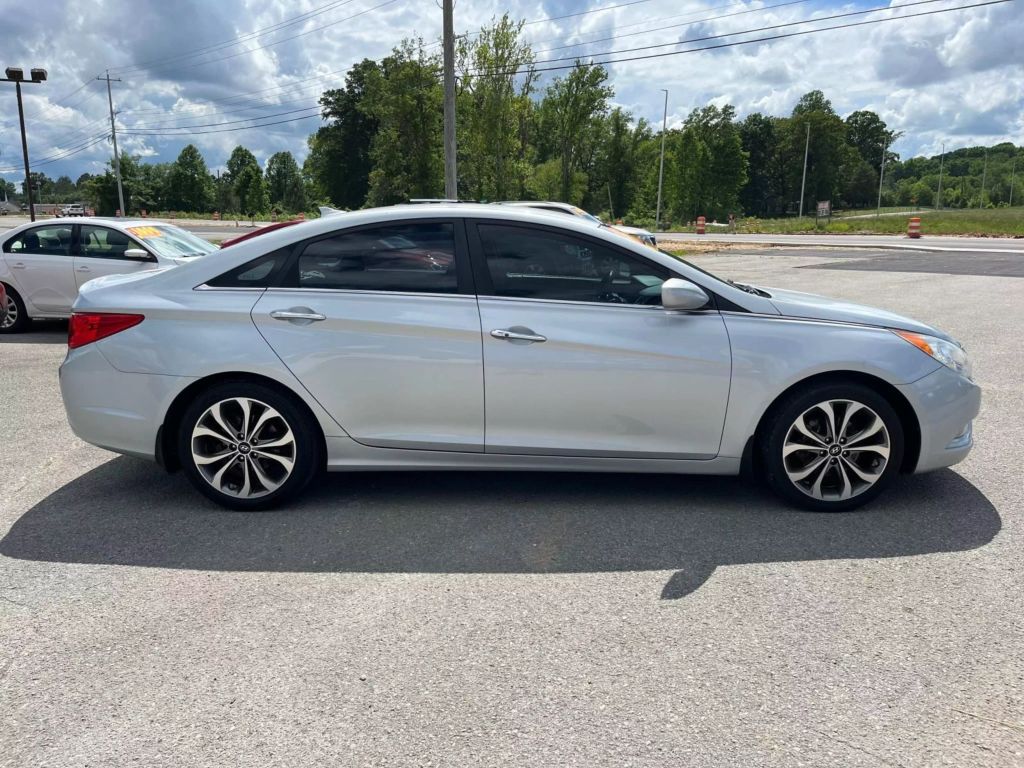 Used 2013 Hyundai Sonata SE with VIN 5NPEC4AB3DH735083 for sale in Cookeville, TN