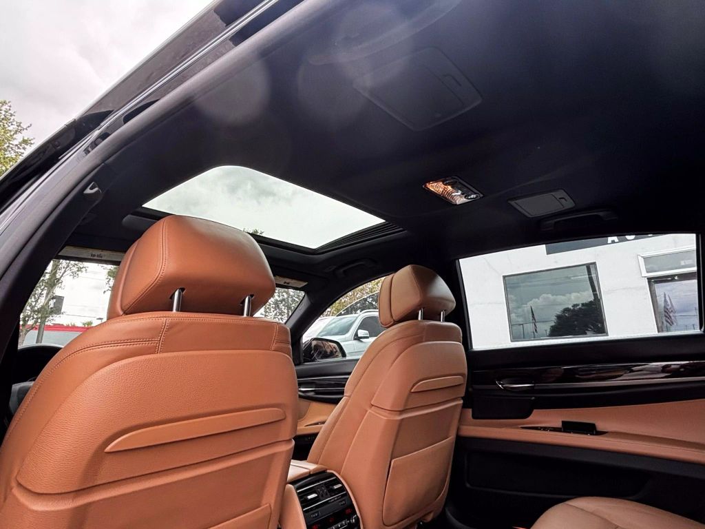 2013 BMW 7 SERIES SEDAN V8, TWIN TURBO, 4.4 LITER 750LI SEDAN 4D