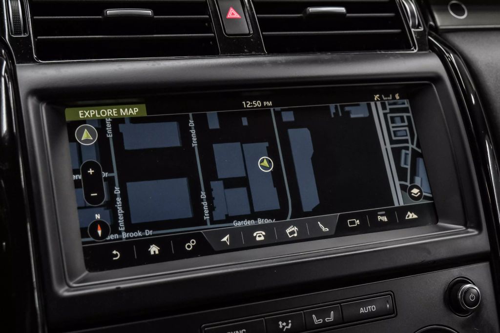2018 LAND ROVER DISCOVERY SUV V6, SUPERCHARGED, 3.0 LITER SE SPORT UTILITY 4D
