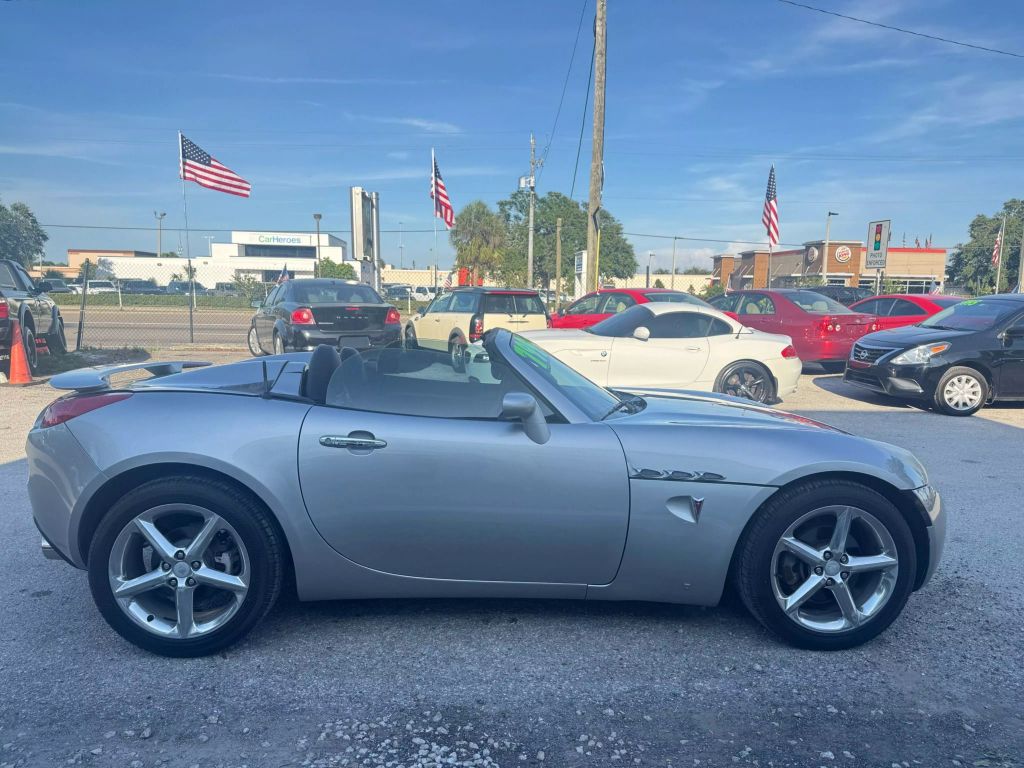 2006 PONTIAC SOLSTICE CONVERTIBLE 4-CYL, 2.4 LITER CONVERTIBLE 2D