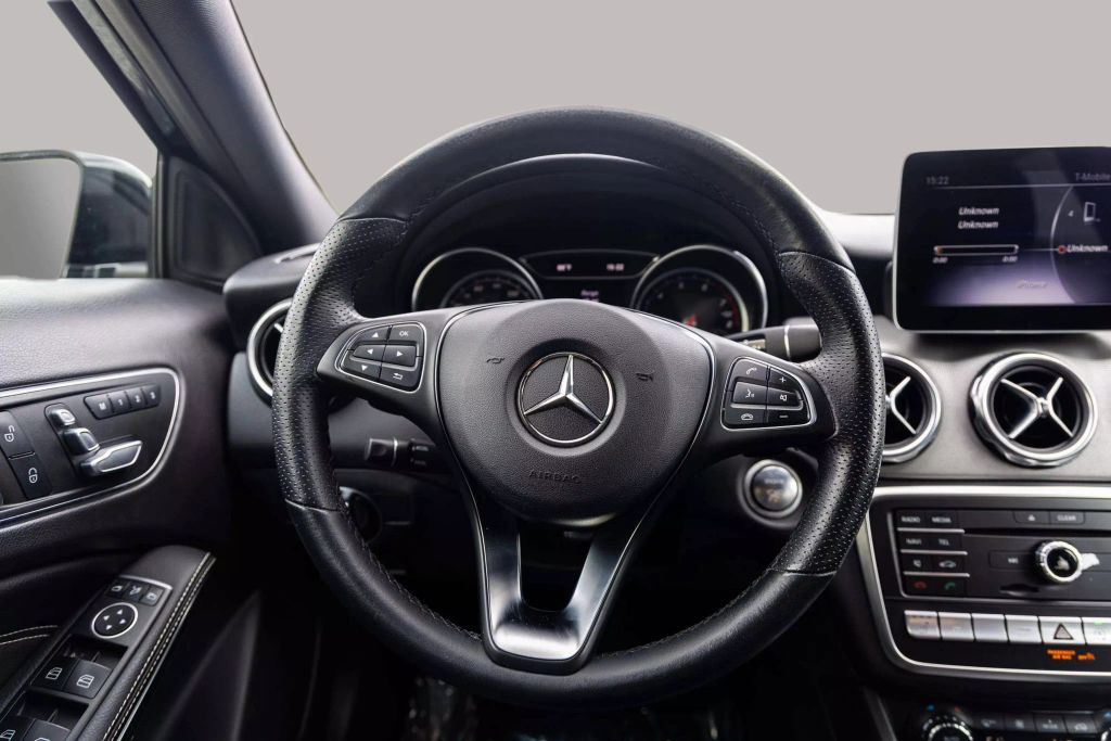 2019 MERCEDES-BENZ GLA SUV 4-CYL, TURBO, 2.0 LITER GLA 250 4MATIC SPORT UTILITY 4D