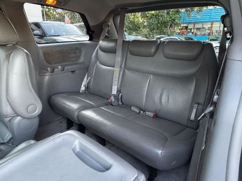 2007 TOYOTA SIENNA VAN V6, VVT, 3.5 LITER LE MINIVAN 4D