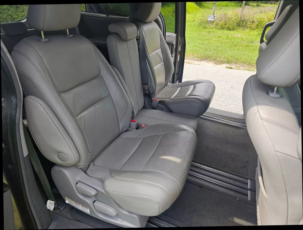 2015 Toyota Sienna - Image 21 2015 Toyota Sienna - Image 21