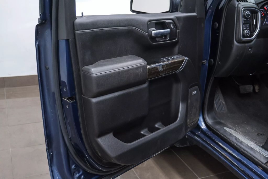 2021 CHEVROLET SILVERADO 1500 CREW CAB PICKUP 6-CYL, TURBO DIESEL, 3.0 LITER RST PICKUP 4D 5 3/4 FT