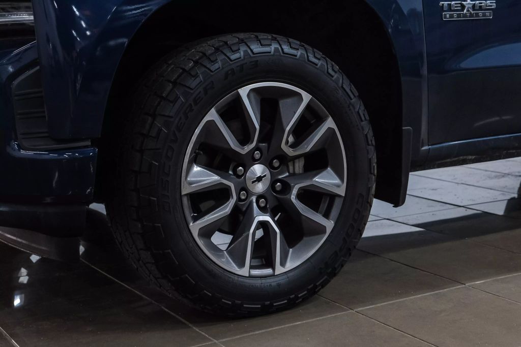 2021 CHEVROLET SILVERADO 1500 CREW CAB PICKUP 6-CYL, TURBO DIESEL, 3.0 LITER RST PICKUP 4D 5 3/4 FT