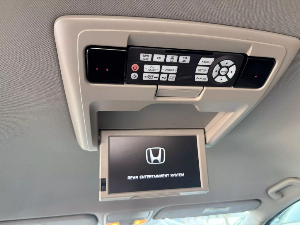 2017 HONDA ODYSSEY VAN V6, I-VTEC, 3.5 LITER SE MINIVAN 4D