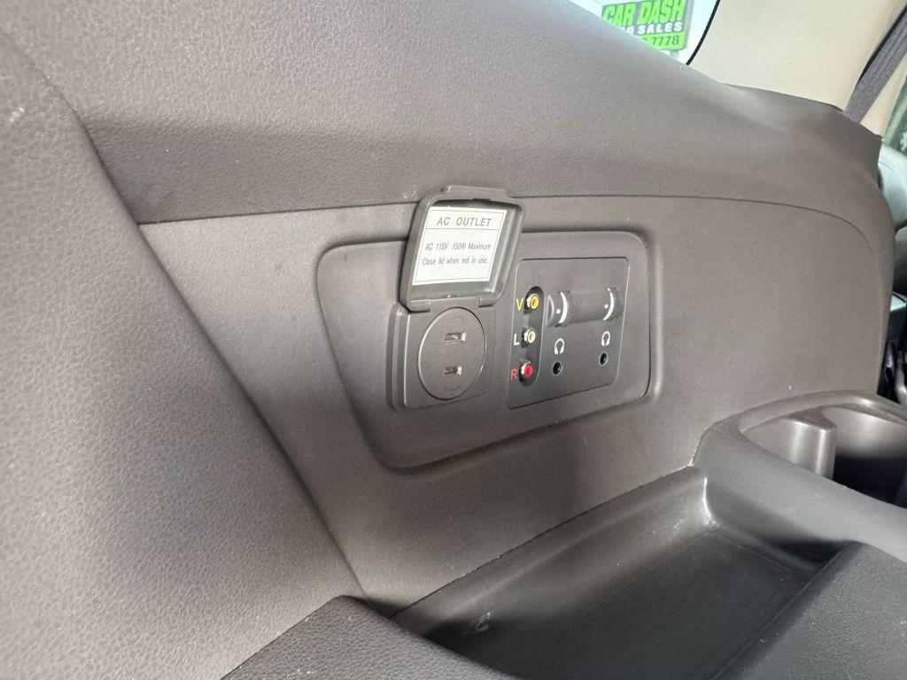 2017 HONDA ODYSSEY VAN V6, I-VTEC, 3.5 LITER SE MINIVAN 4D