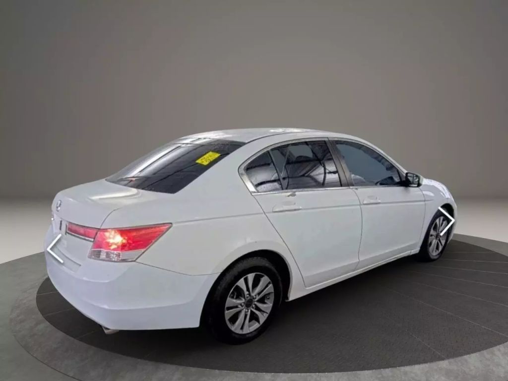 2012 Honda Accord - Image 4 2012 Honda Accord - Image 4
