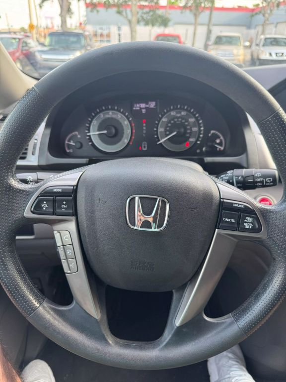 2017 HONDA ODYSSEY VAN V6, I-VTEC, 3.5 LITER SE MINIVAN 4D