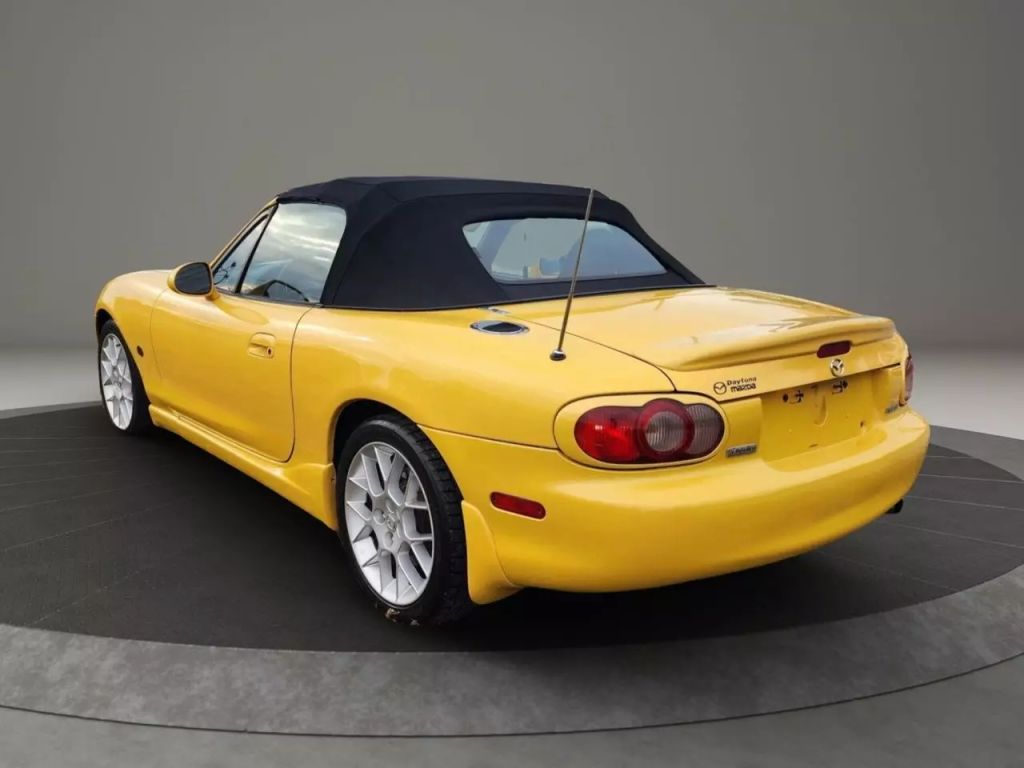 2002 Mazda Mx-5 Miata - Image 5