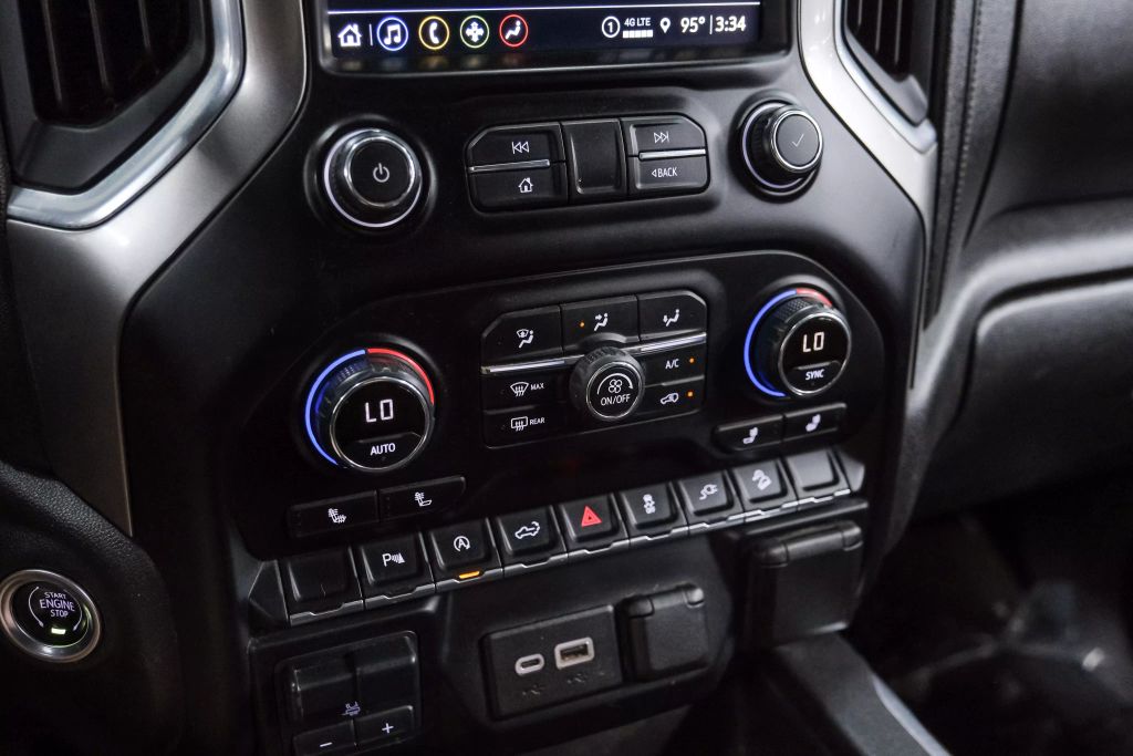 2021 CHEVROLET SILVERADO 1500 CREW CAB PICKUP 6-CYL, TURBO DIESEL, 3.0 LITER RST PICKUP 4D 5 3/4 FT