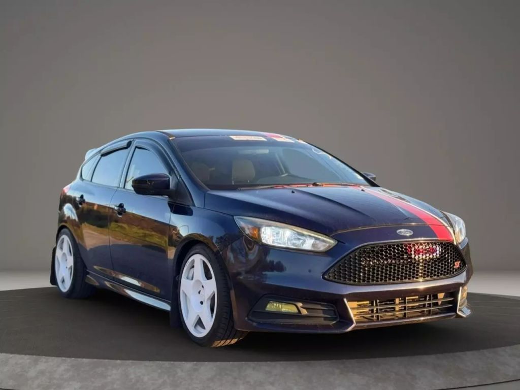 2017 Ford Focus - Image 3 2017 Ford Focus - Image 3