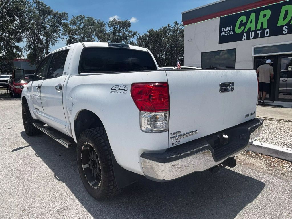 2011 TOYOTA TUNDRA CREWMAX PICKUP V8, FLEX FUEL, 5.7 LITER PICKUP 4D 5 1/2 FT