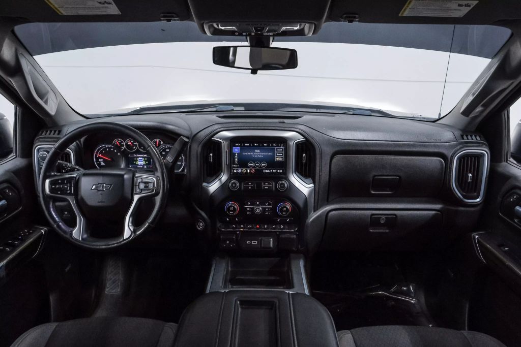 2021 CHEVROLET SILVERADO 1500 CREW CAB PICKUP 6-CYL, TURBO DIESEL, 3.0 LITER RST PICKUP 4D 5 3/4 FT