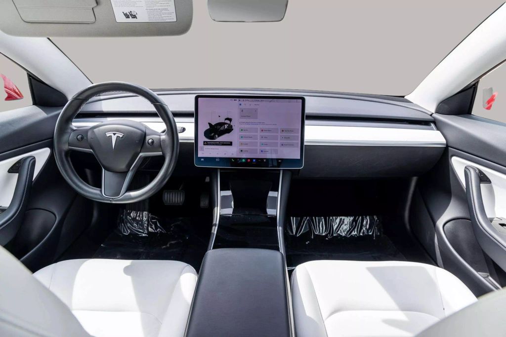 2018 TESLA MODEL 3 SEDAN DUAL ELECTRIC MOTORS LONG RANGE SEDAN 4D