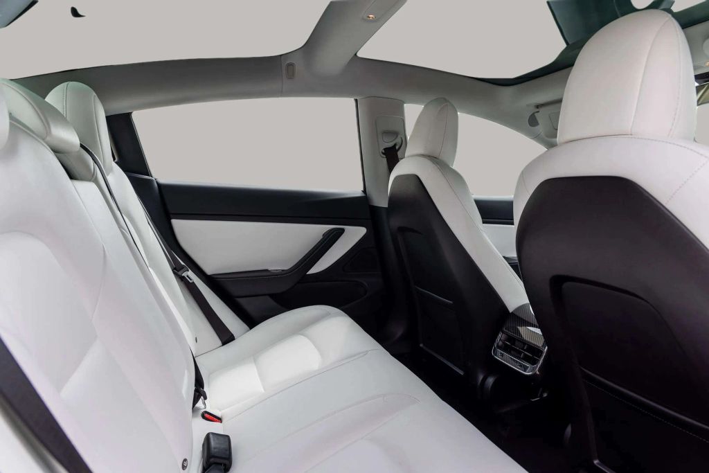 2018 TESLA MODEL 3 SEDAN DUAL ELECTRIC MOTORS LONG RANGE SEDAN 4D