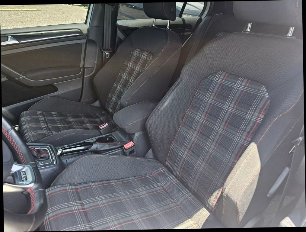 2017 Volkswagen Golf Gti - Image 12 2017 Volkswagen Golf Gti - Image 12