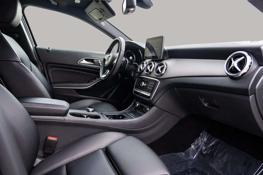 2019 MERCEDES-BENZ GLA SUV 4-CYL, TURBO, 2.0 LITER GLA 250 4MATIC SPORT UTILITY 4D