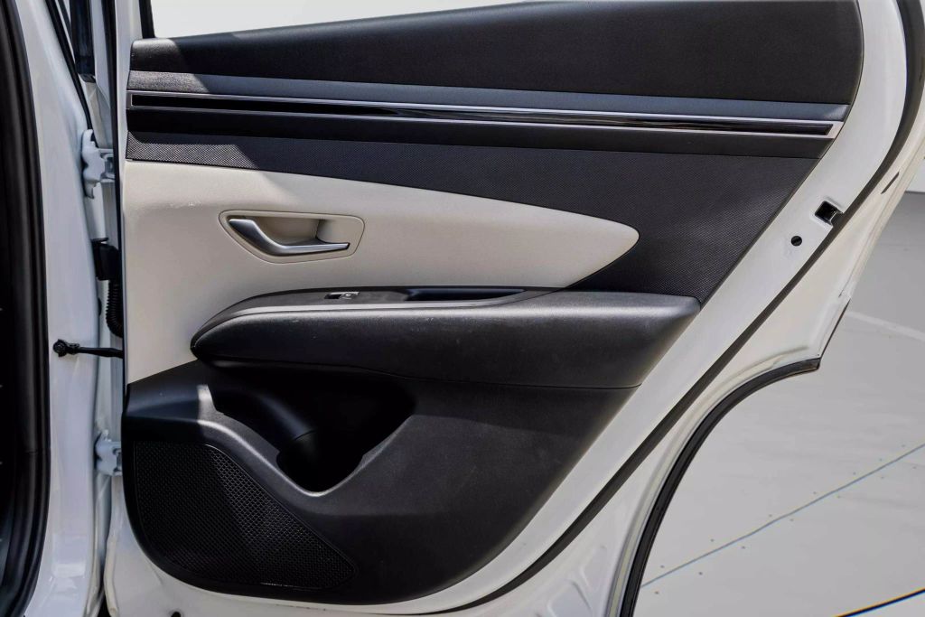 2022 HYUNDAI TUCSON SUV 4-CYL, GDI, 2.5 LITER SEL SPORT UTILITY 4D