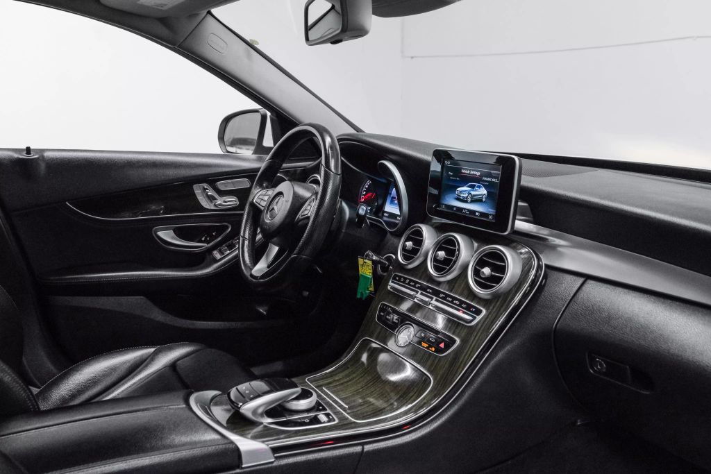 2016 MERCEDES-BENZ C-CLASS SEDAN 4-CYL, TURBO, 2.0 LITER C 300 SEDAN 4D