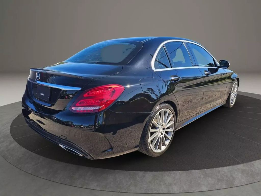 2015 Mercedes-benz C-class - Image 3 2015 Mercedes-benz C-class - Image 3