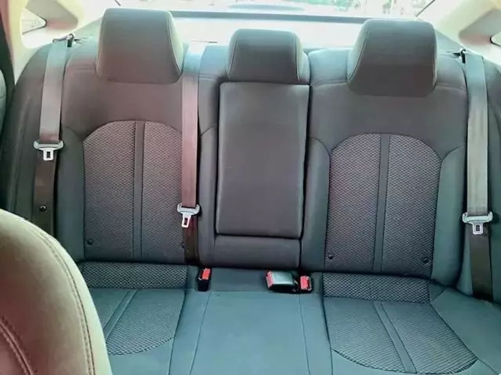 2018 HYUNDAI SONATA SEDAN 4-CYL, 2.4 LITER SEL SEDAN 4D